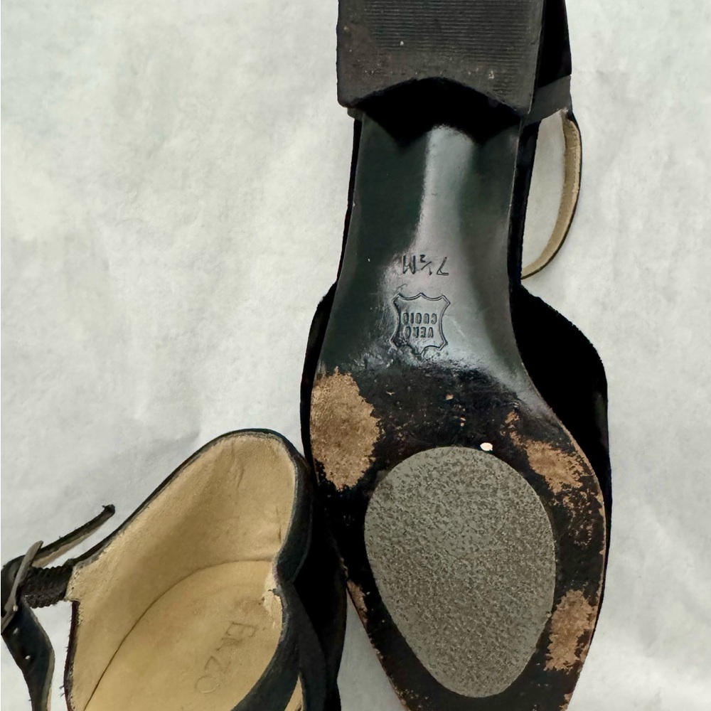 Enzo Angiolini Black Velvet Sandals - Picture 13 of 16